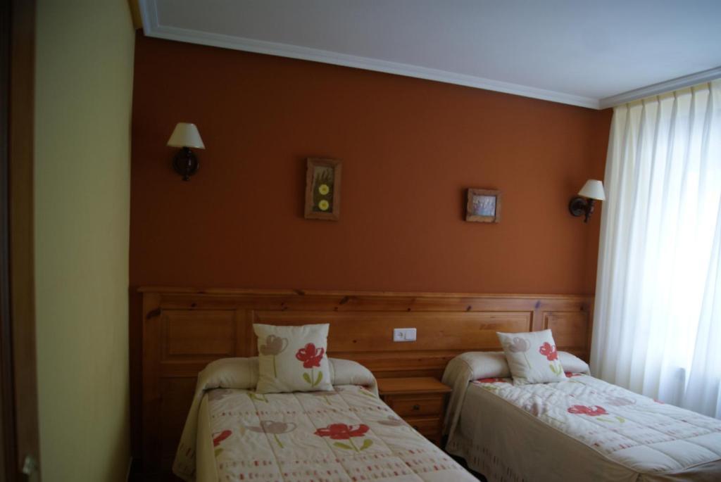 Hotel Garganta Del Cares Poncebos Room photo