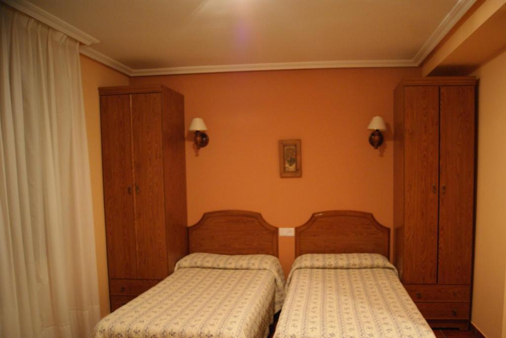 Hotel Garganta Del Cares Poncebos Room photo